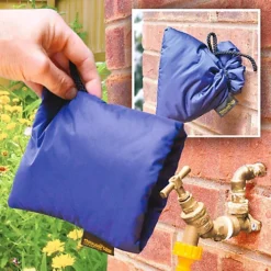2 X Tap Jackets - Outdoor Insulated Quilted Waterproof Tap Protector Covers - Prevent Taps From Freezing In Cold Conditions